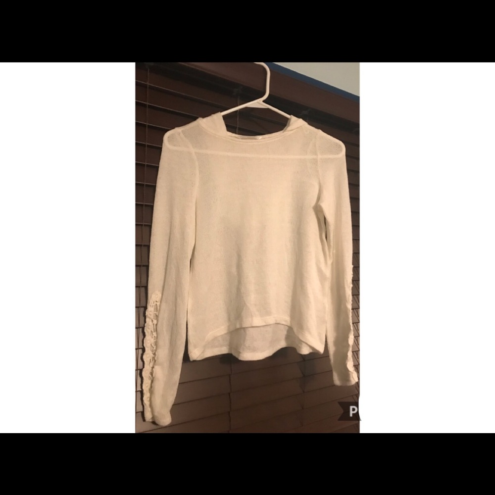 Lightweight Aeropostale Sweater